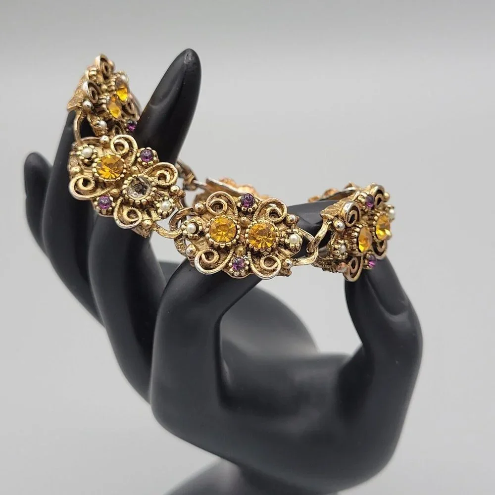 Womens Gold Tone Metal Fashion Bracelet Multicolor Rhinestones Faux Pearl 6 1/4 - Picture 2 of 8